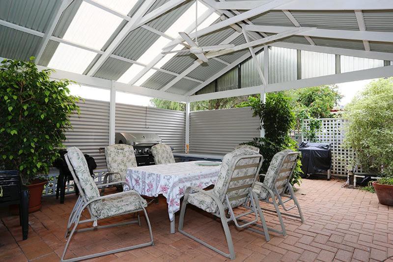 Jacaranda Guest House Busselton Eksteriør bilde