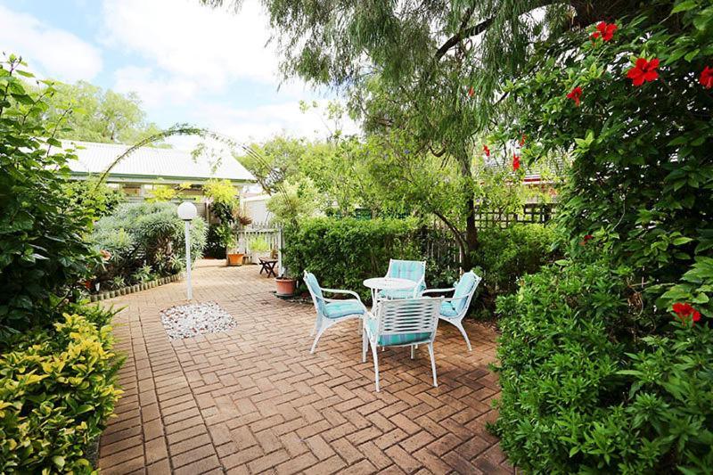 Jacaranda Guest House Busselton Eksteriør bilde
