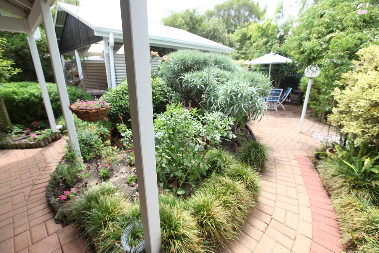 Jacaranda Guest House Busselton Eksteriør bilde